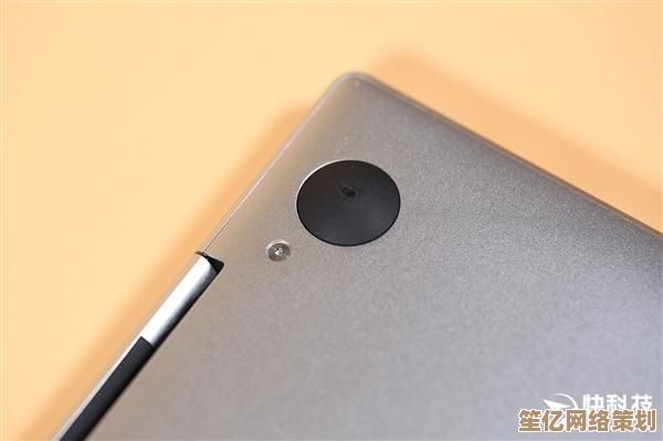 实用指南：笔记本摄像头正确打开方式，避免常见错误