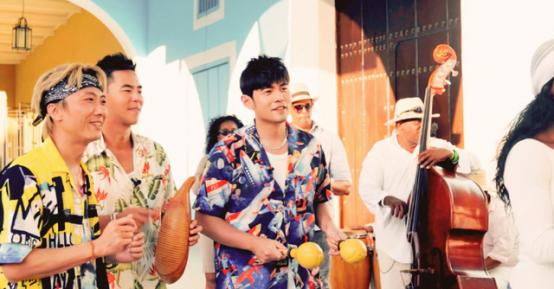 水晶高球鸡尾酒2025全新配方解锁攻略，畅享高级调酒乐趣！