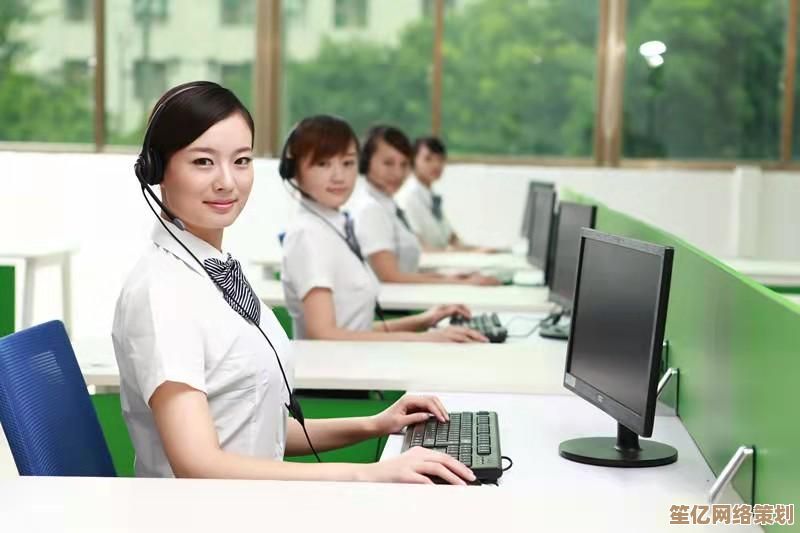 全天候守候的联想电脑客服，24小时热线随时响应您的每一个需求