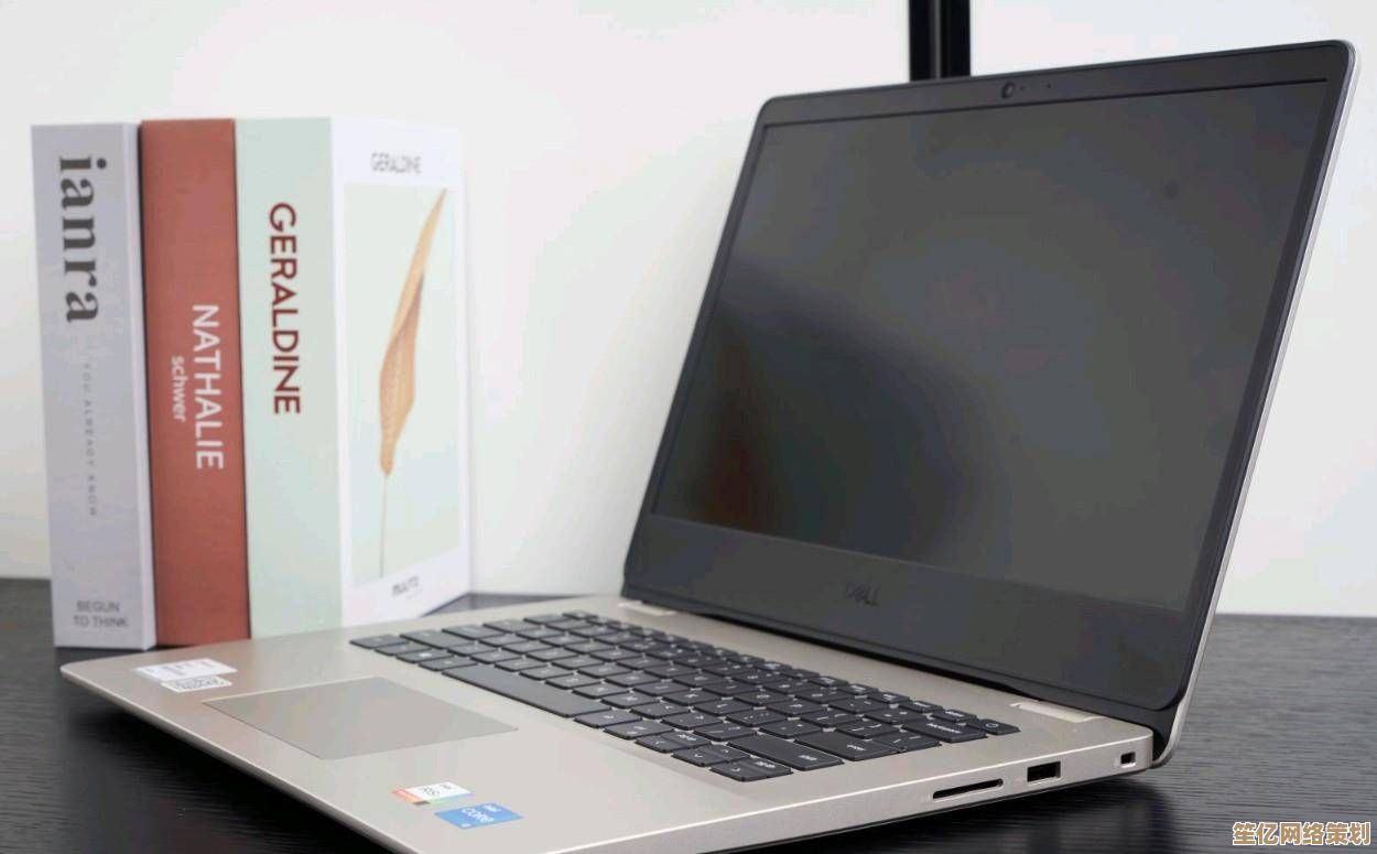 联想Y460：轻薄机身蕴藏澎湃性能，激发您的创作灵感无限