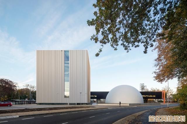 探索“shift”一词的多重含义与深层理解 探索“shift”一词的多重含义与深层理解