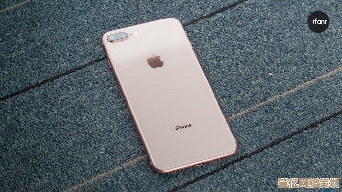 探索苹果8的强大性能参数:高清摄影与全面屏设计,开启科技新境界! 探索苹果8的强大性能参数:高清摄影与全面屏设计,开启科技新境界!