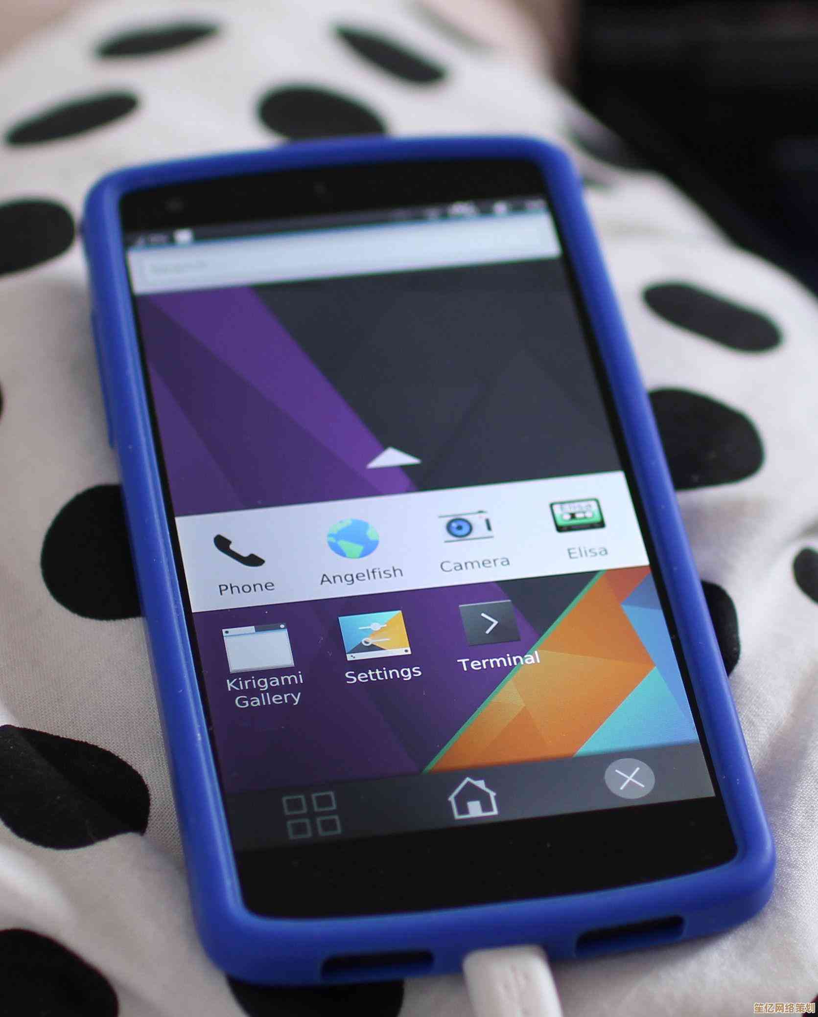 探索Linux操作系统的核心特性与广泛应用领域