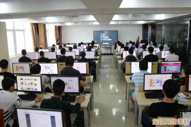 新华电脑学院:以技术教育点亮未来,培育顶尖科技先锋的摇篮 新华电脑学院:以技术教育点亮未来,培育顶尖科技先锋的摇篮