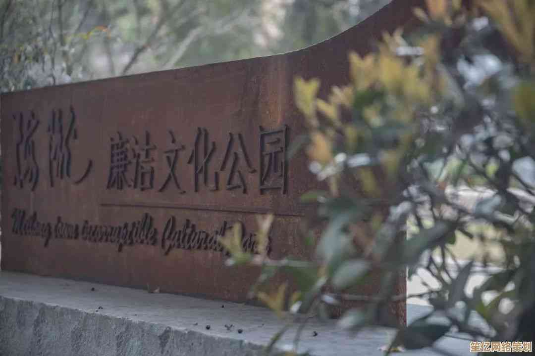 雨中漫步的浪漫邂逅，与你相遇在诗意绵绵的细雨街头