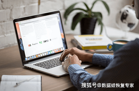 遇到电脑卡顿不再烦恼，立即尝试这些高效解决方案！