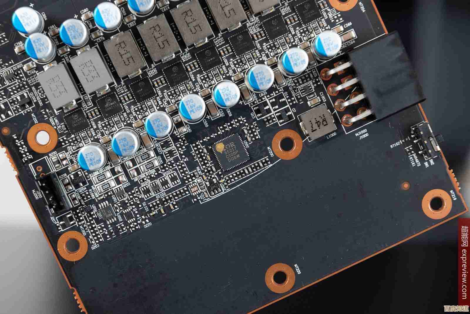 揭秘SSD主控天梯图：高速存储核心架构的技术演进与性能对比