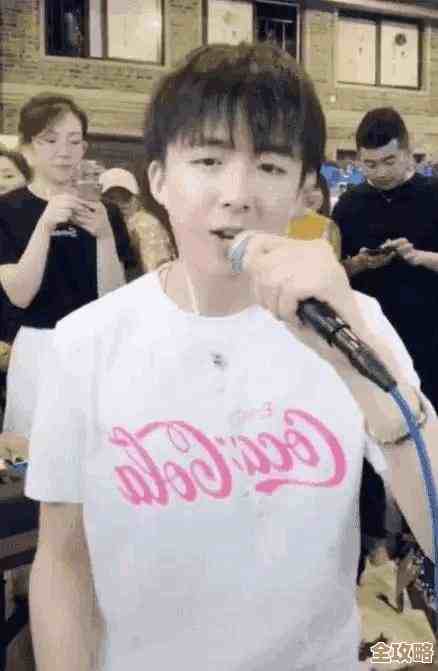 抖音炫酷短视频全攻略:从入门到精通,让你的创意才华惊艳全场! 抖音炫酷短视频全攻略:从入门到精通,让你的创意才华惊艳全场!