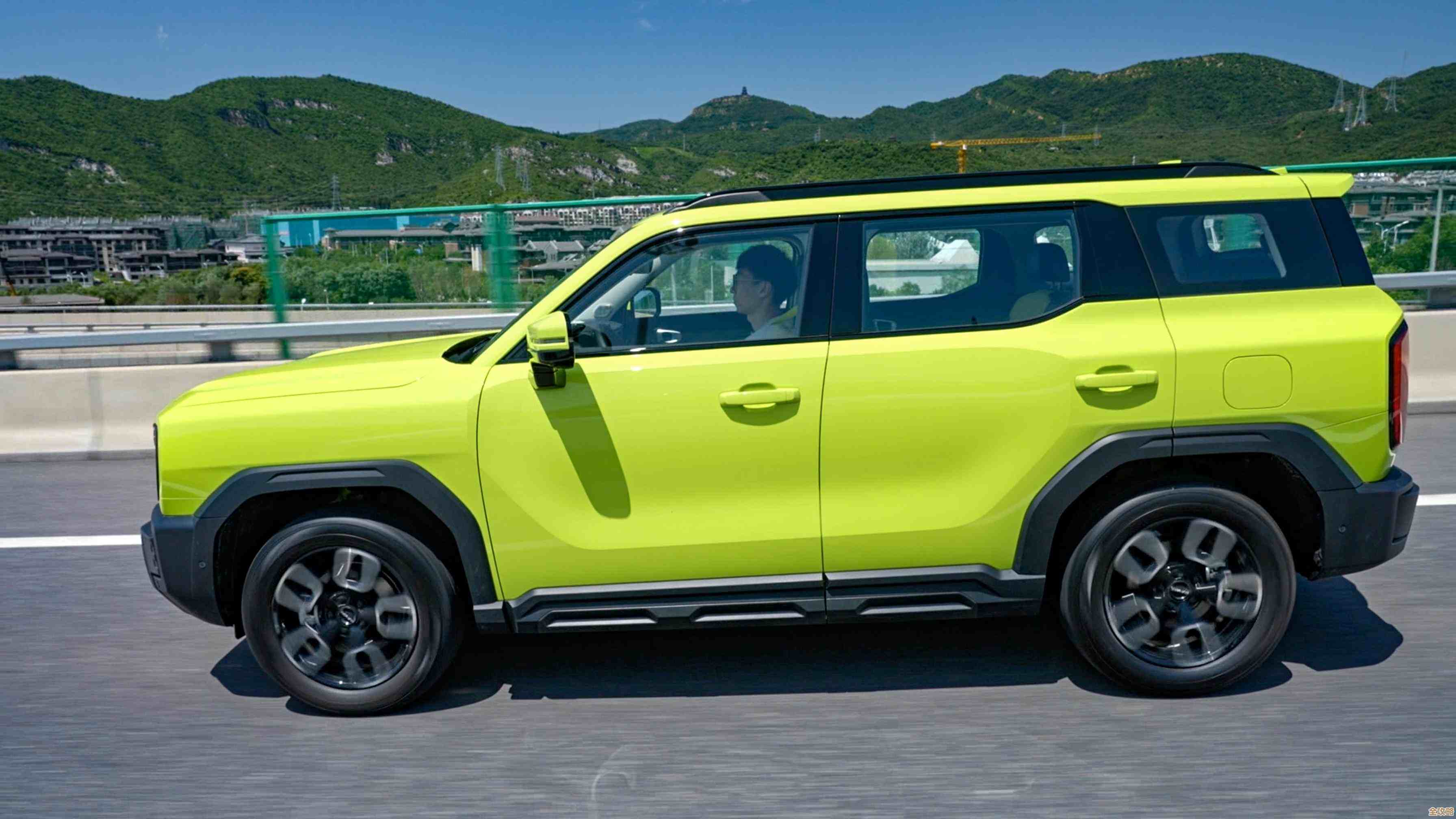 沉浸式体验真实驾驶快感，热门汽车游戏免费畅玩等你加入！