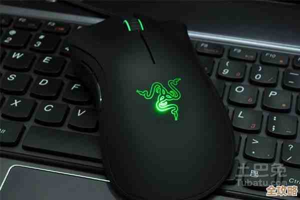 蝰蛇鼠标：专为游戏玩家设计的顶级性能装备，带来无与伦比的操控体验！
