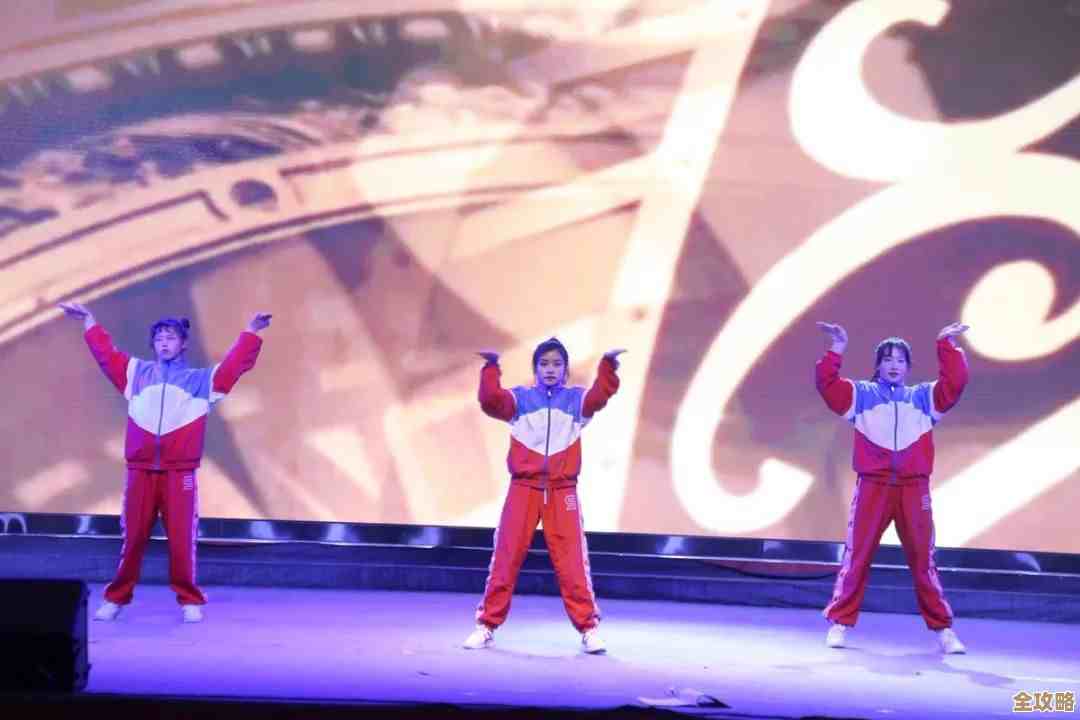 《炫舞2:再续华章,以舞步重燃青春激情与荣耀》 《炫舞2:再续华章,以舞步重燃青春激情与荣耀》