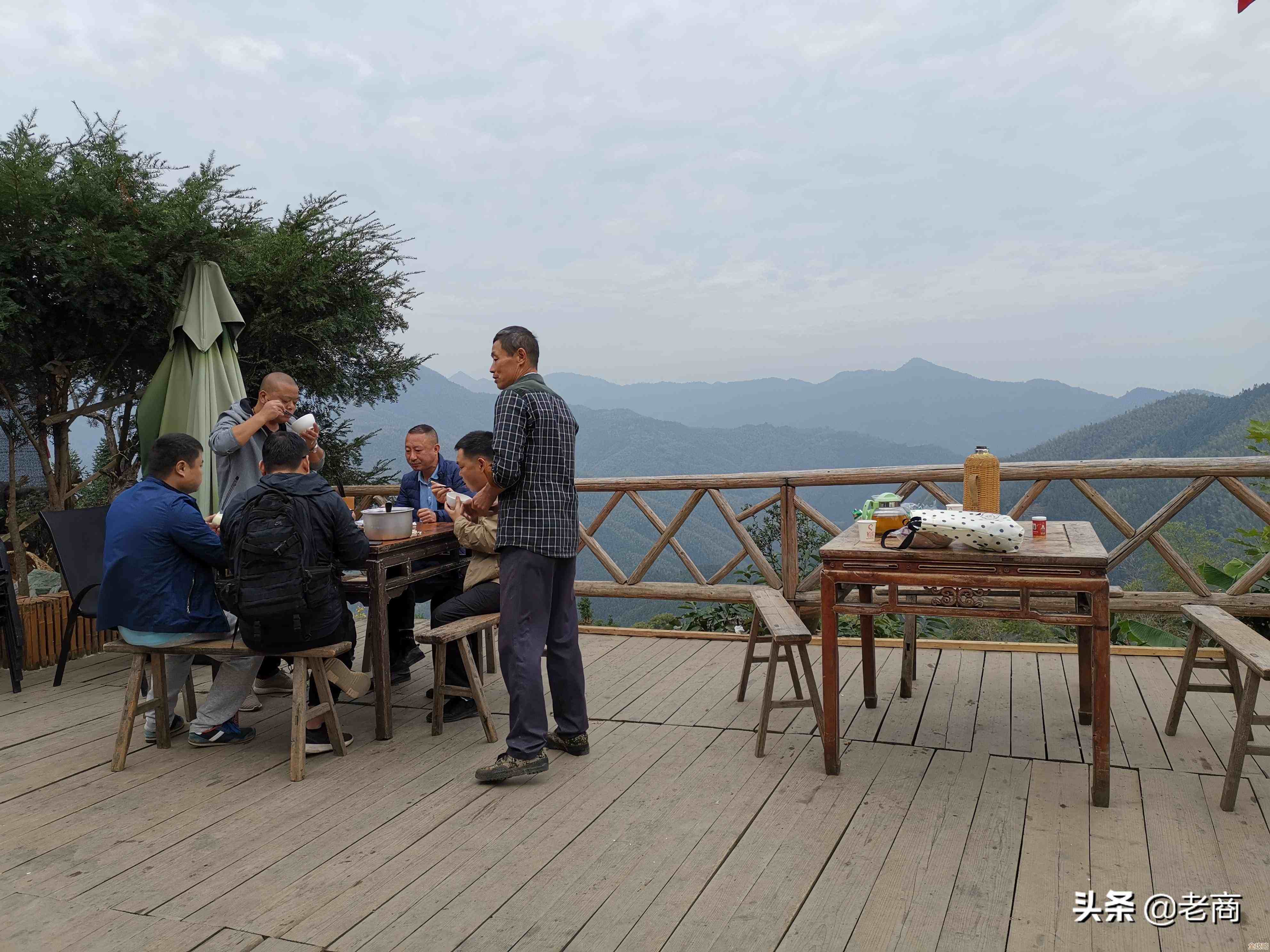 感觉现在企业都慢慢往云上靠，未来可能真离不开云端了