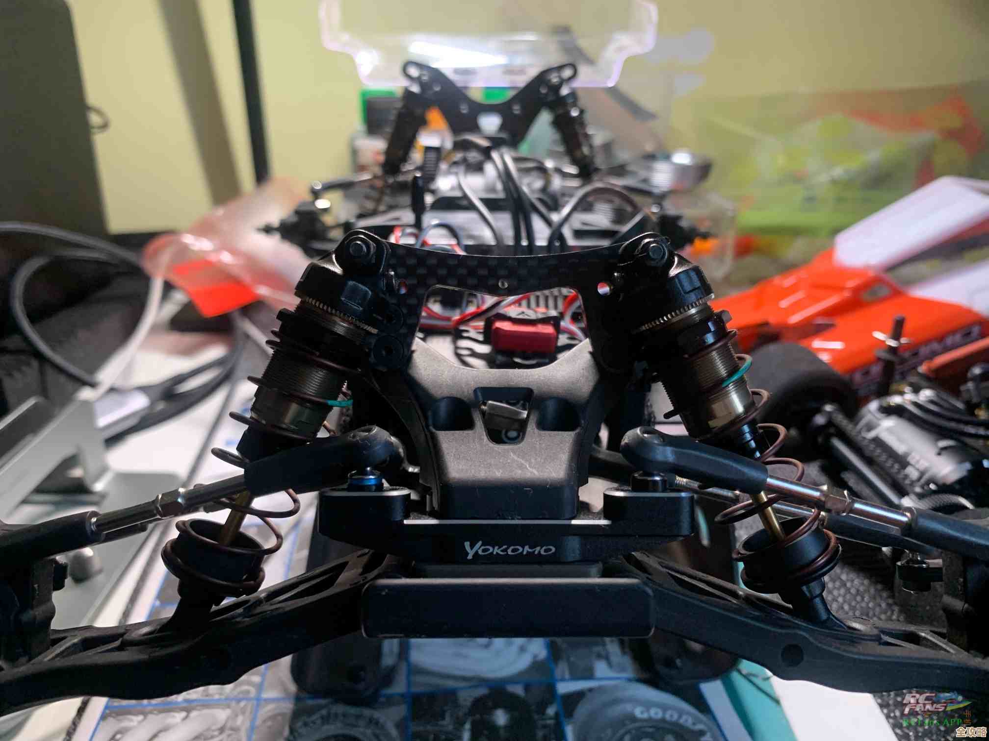 DB2里那个乐观锁定的新玩意儿，感觉挺有意思，性能啥的可能会变好吧