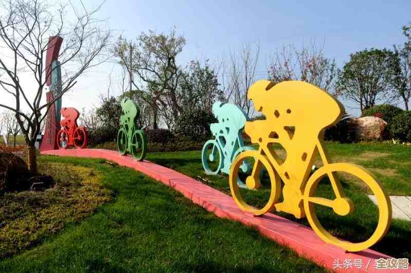 高德地图里怎么找到那些坐标数据，想知道它到底有没有公开的数据库信息