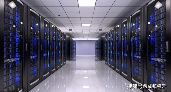 数据库服务器托管其实挺靠谱的，既安全又方便，还能帮你省不少事儿